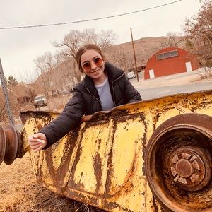 Meet your Posher, Sarah